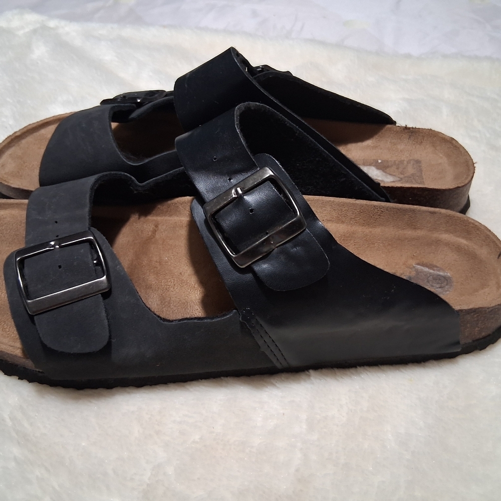 American Exchange Black and Tan Sandals with Adjustable Straps - Picture 4 of 6
